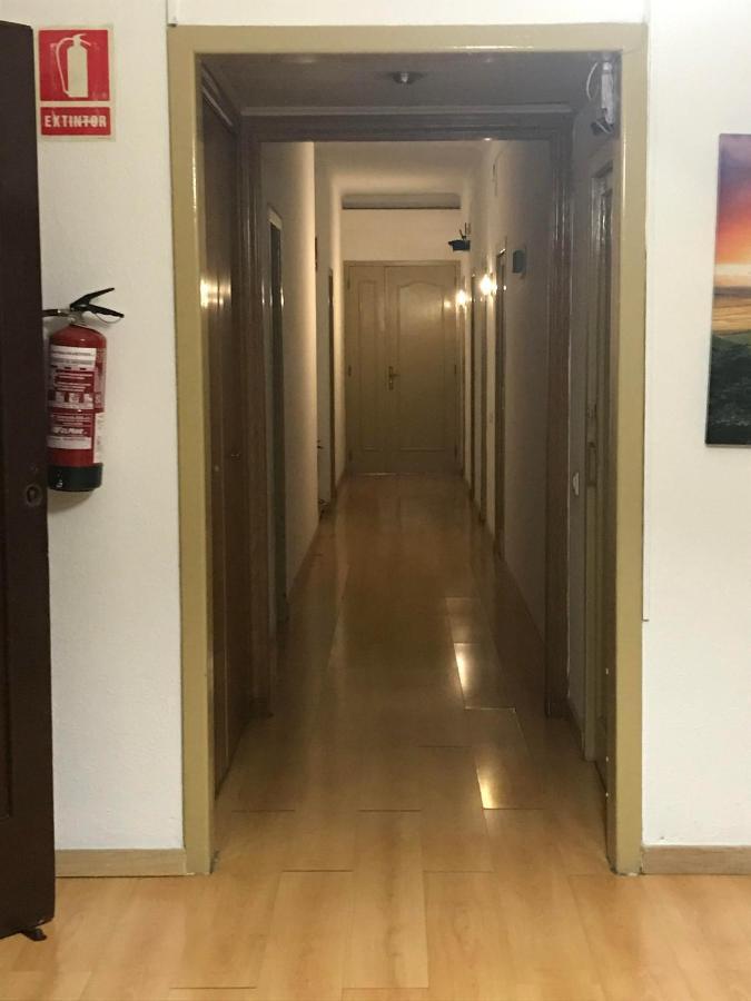 Hostal Muntaner Barcelona Kültér fotó