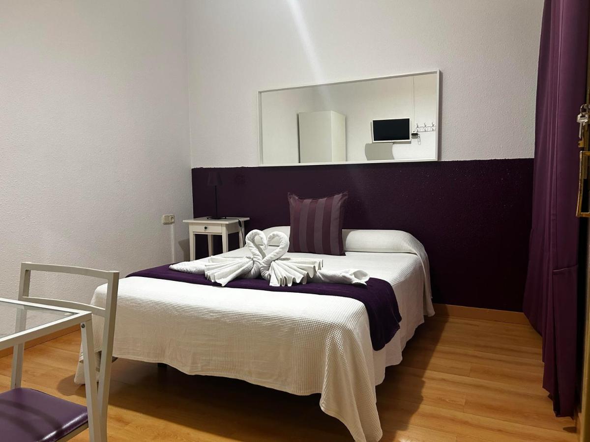 Hostal Muntaner Barcelona Kültér fotó