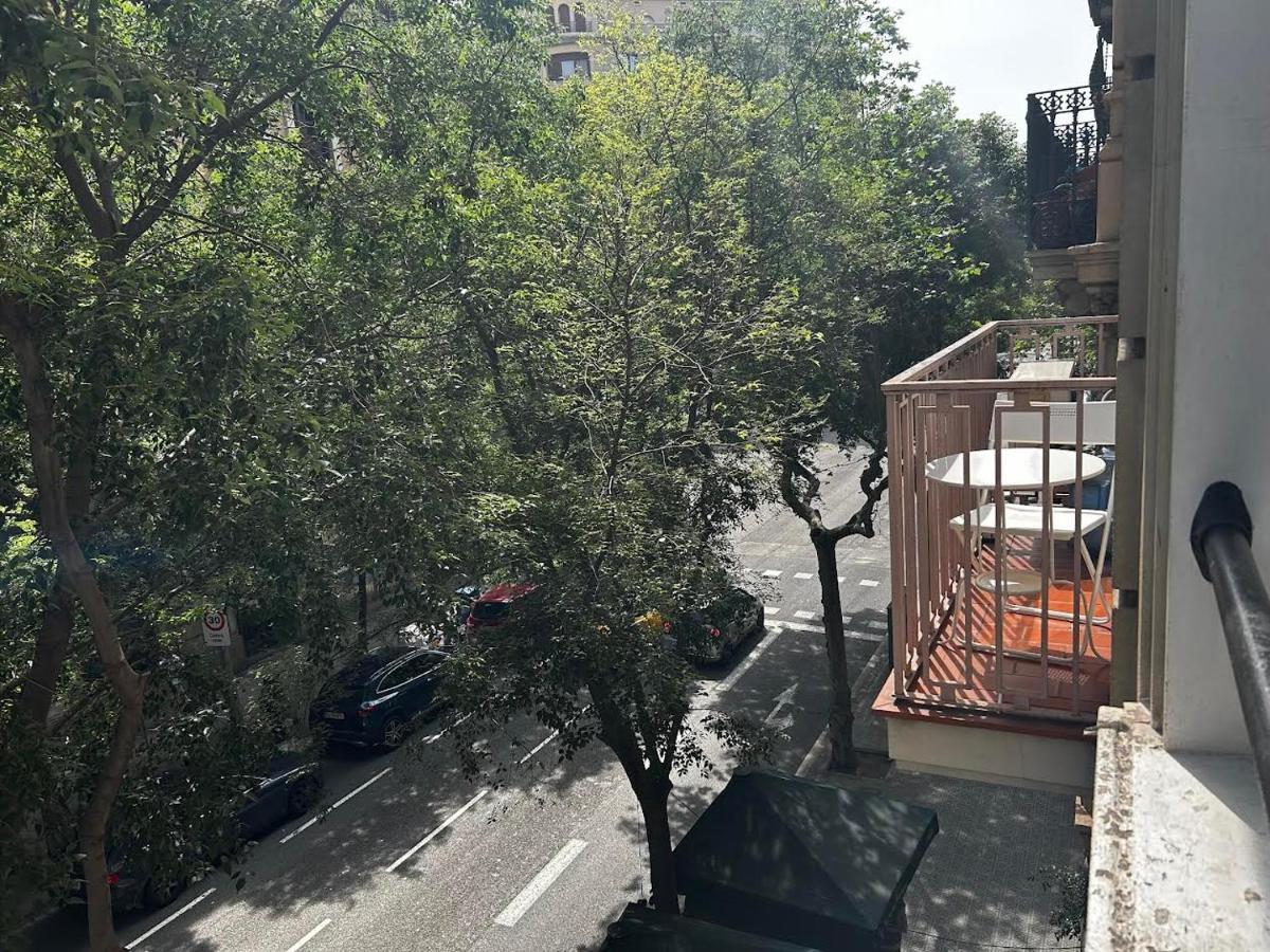 Hostal Muntaner Barcelona Kültér fotó